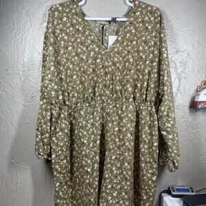 Forever 21 Plus Size Ditsy Floral Romper‎ women’s size 3X